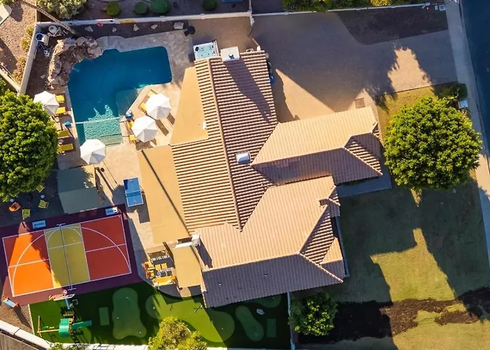 Sleeps 19 Pool Sport Court Putt Putt Gym Mesa