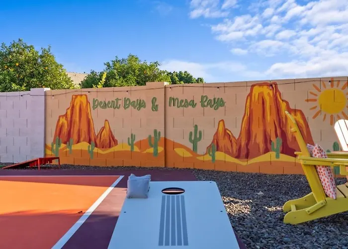 Holiday home Sleeps 19 Pool Sport Court Putt Putt Gym
